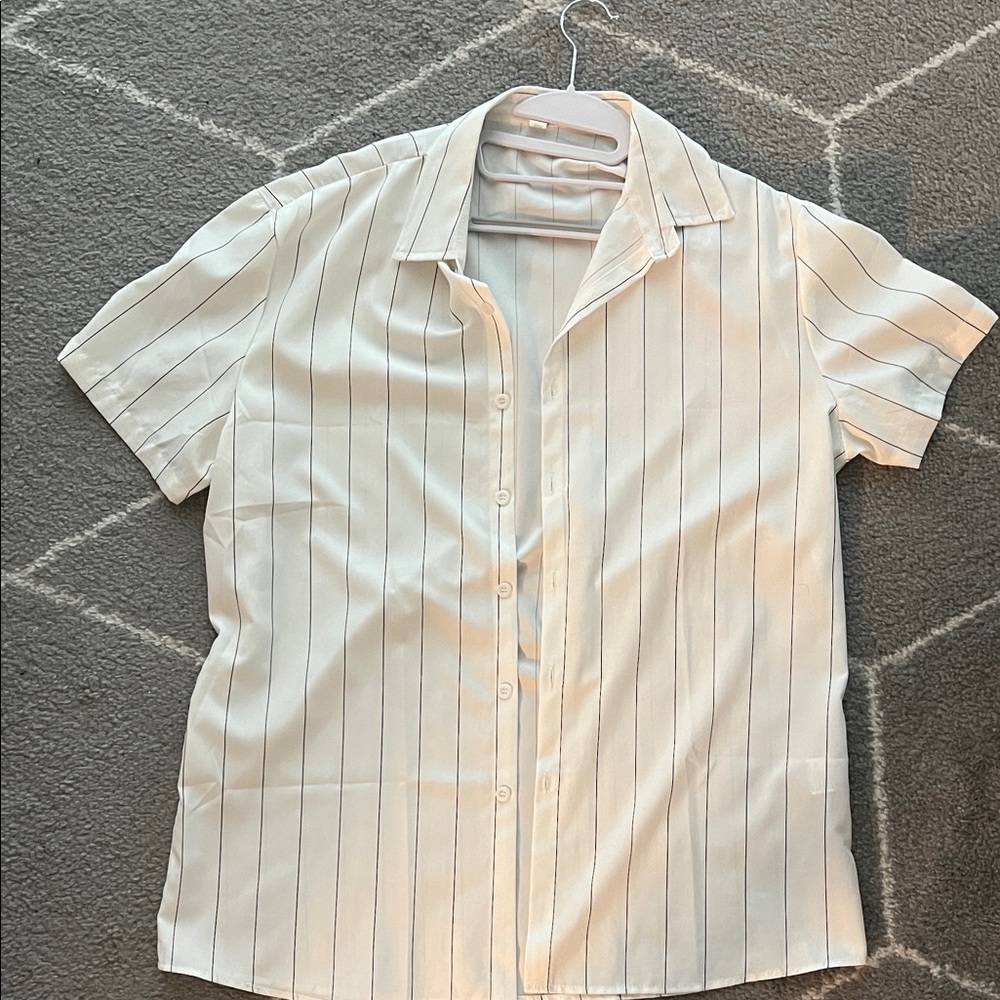 Men's White Striped Short Sleeve Shirt